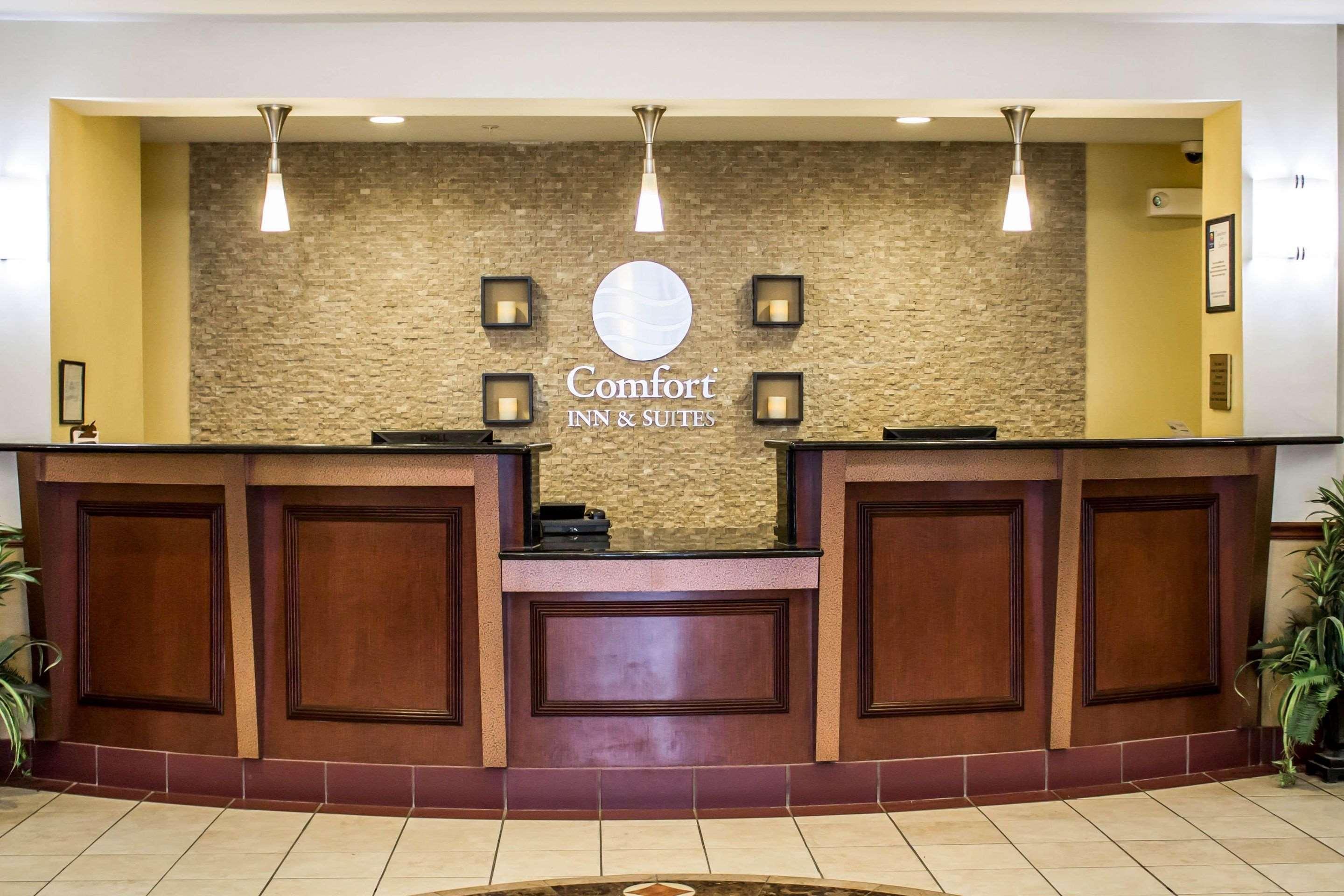 Comfort Inn & Suites Kent - University Area 외부 사진
