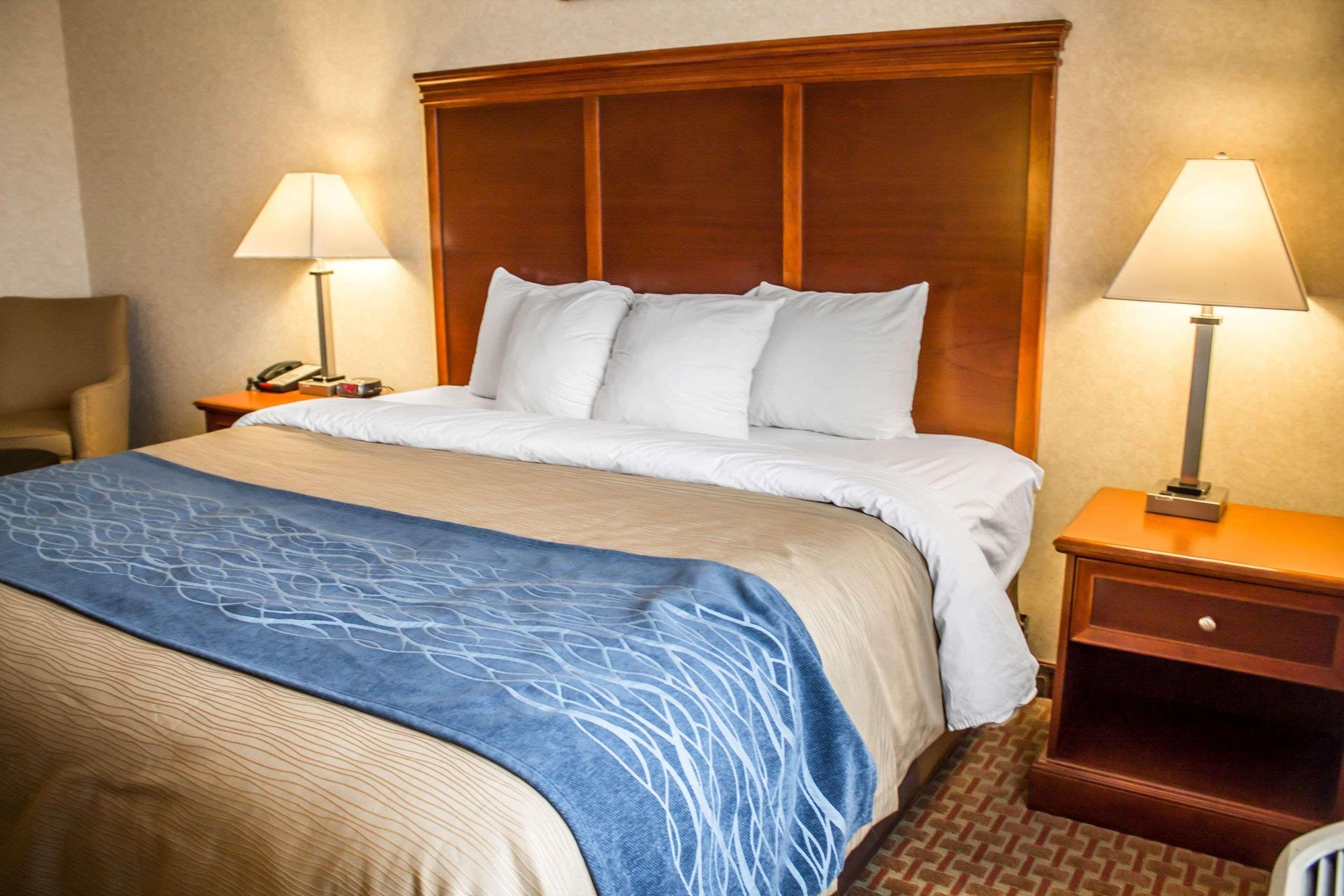 Comfort Inn & Suites Kent - University Area 외부 사진